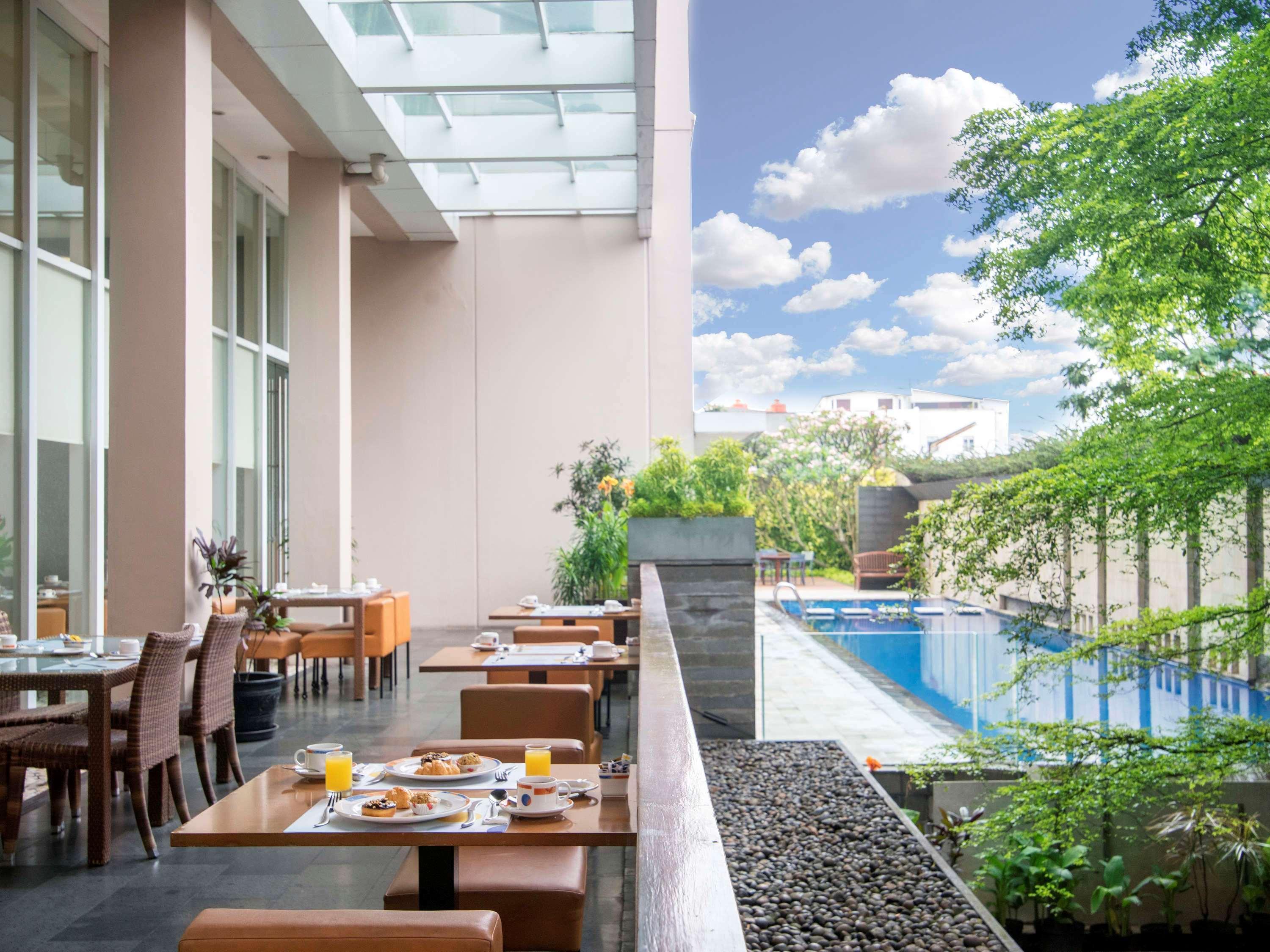 Novotel Bandung Exteriör bild
