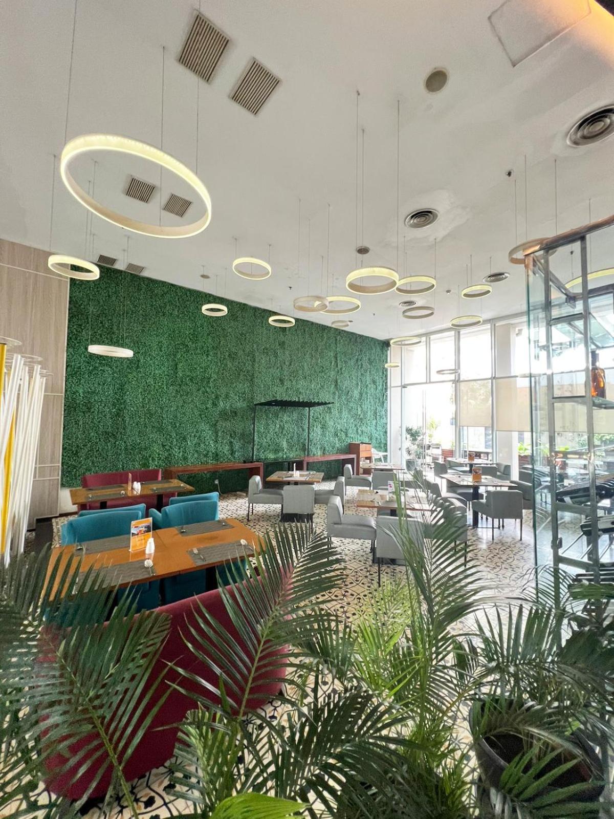 Novotel Bandung Exteriör bild